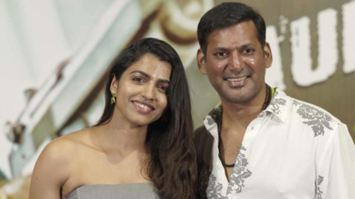 Vishal aur Sai Dhanshika hue engaged